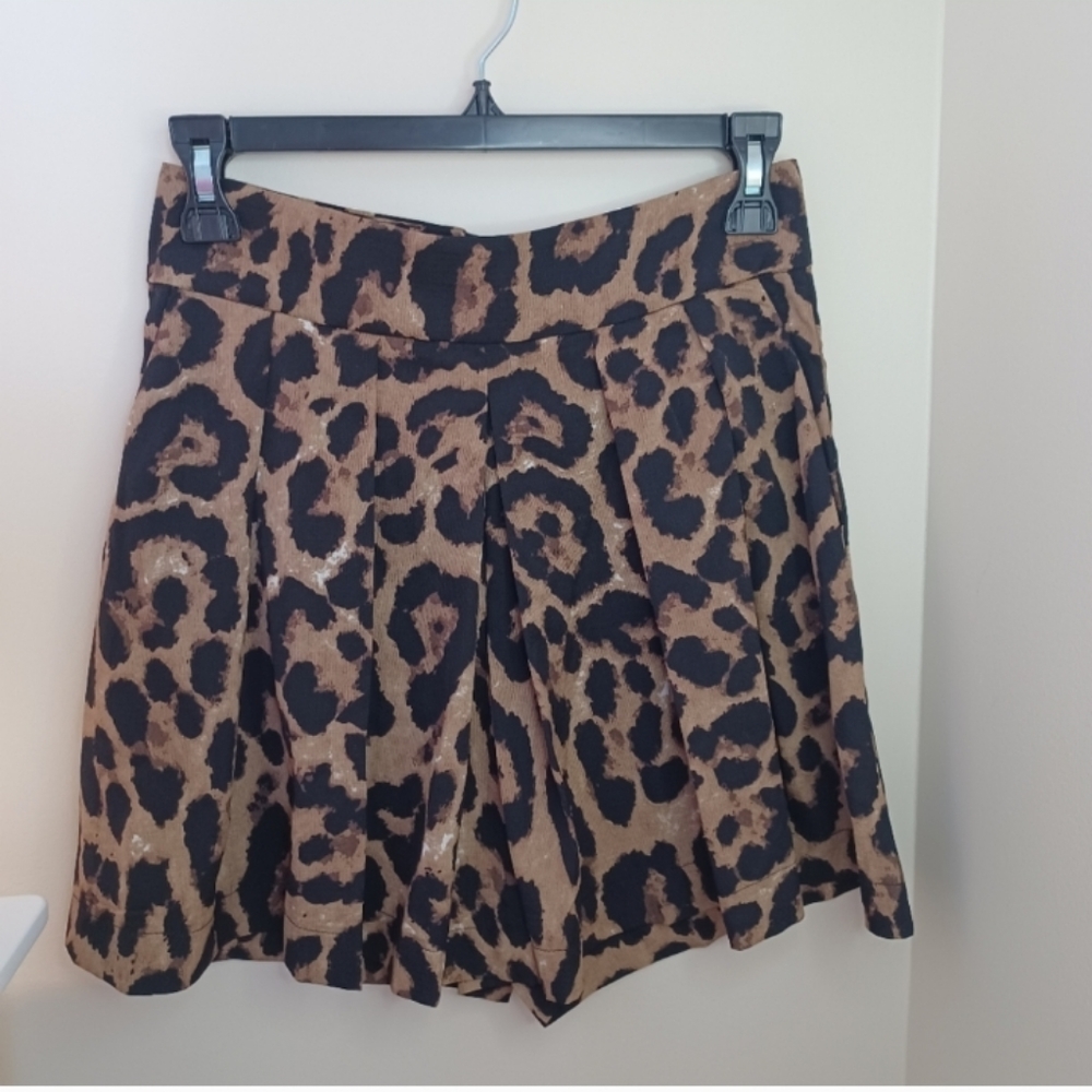 Hayden leopard print skorts